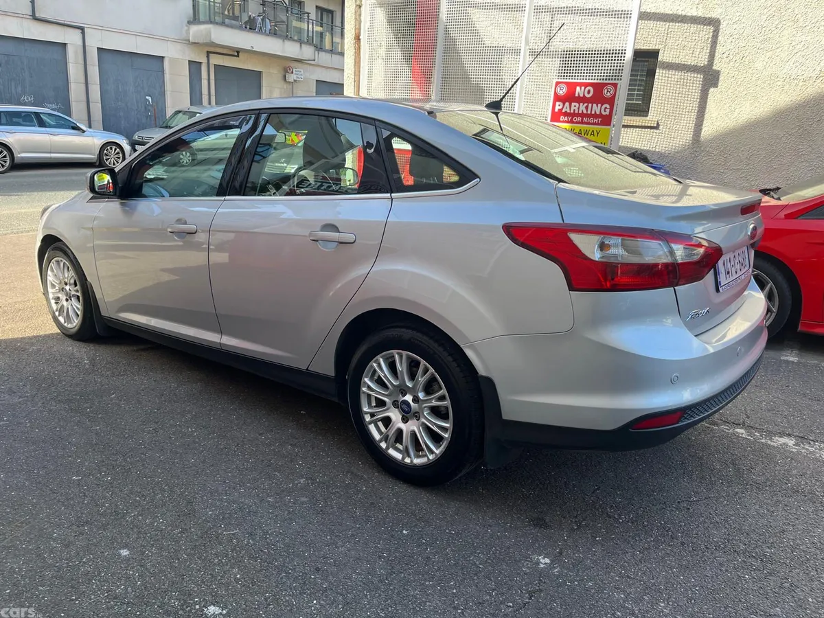 Ford Focus Saloon, Diesel, 2014, Silver