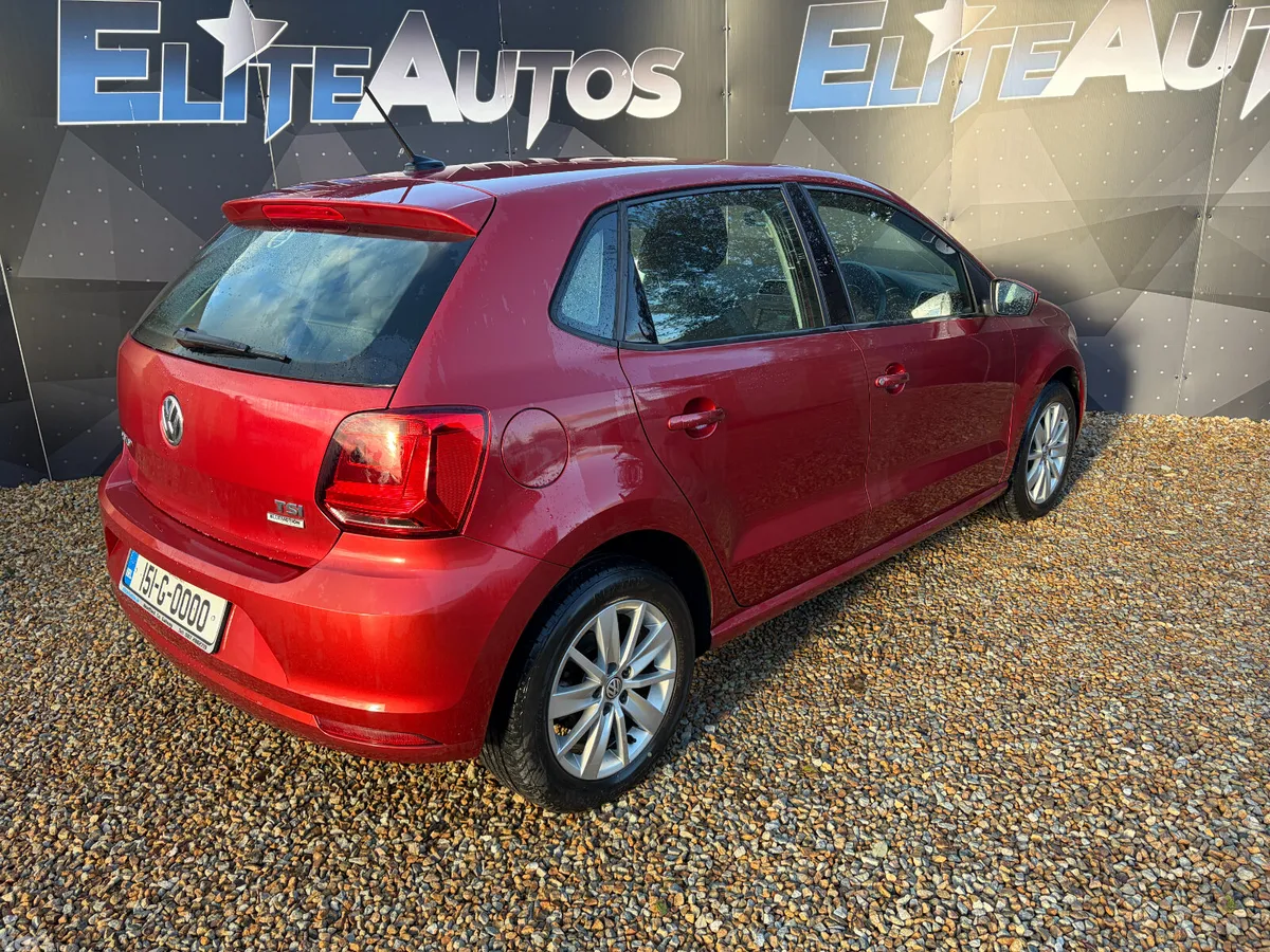 Volkswagen Polo Hatchback, Petrol, 2015, Red