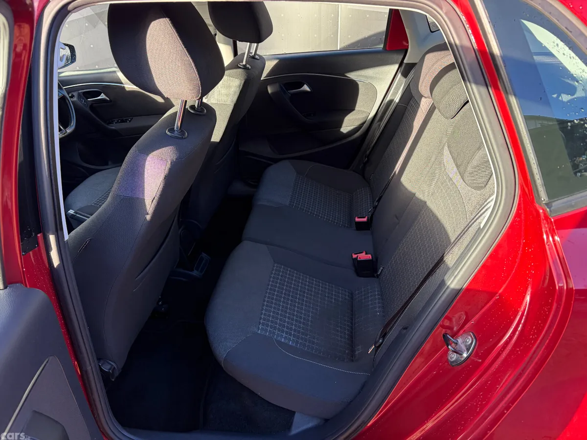 Volkswagen Polo Hatchback, Petrol, 2015, Red