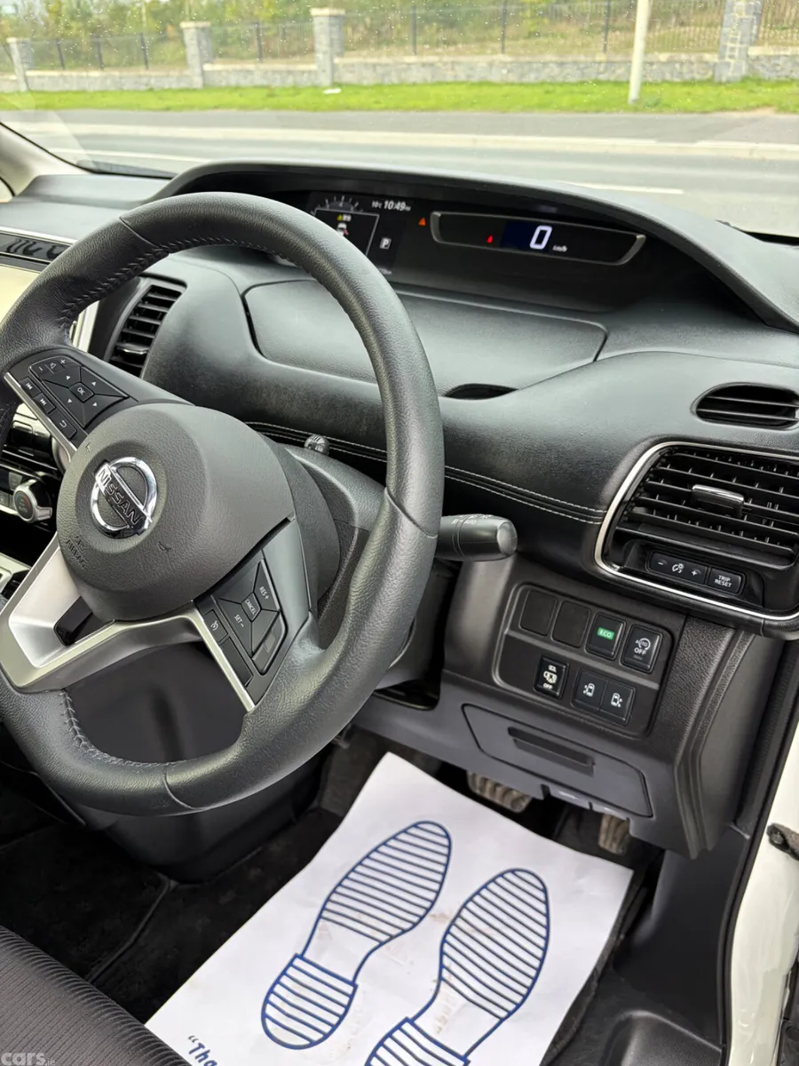 Nissan Serena MPV, Petrol Hybrid, 2017, White