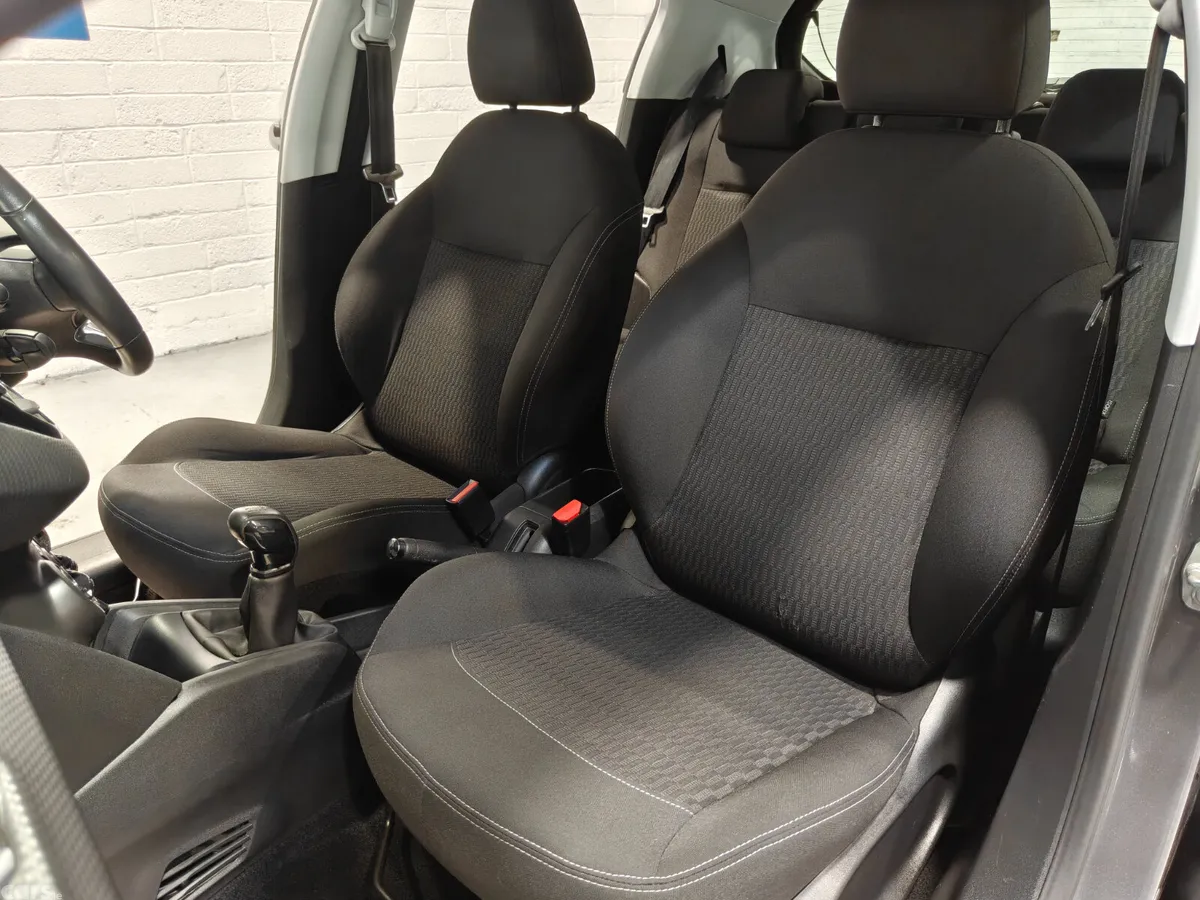 Peugeot 208 Hatchback, Petrol, 2019, Grey