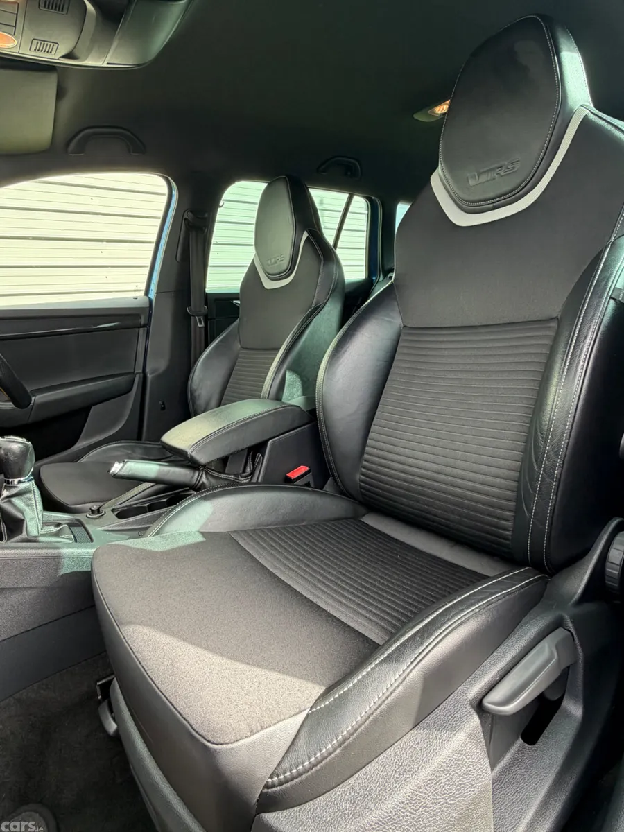 Skoda Octavia Hatchback, Diesel, 2014, Blue