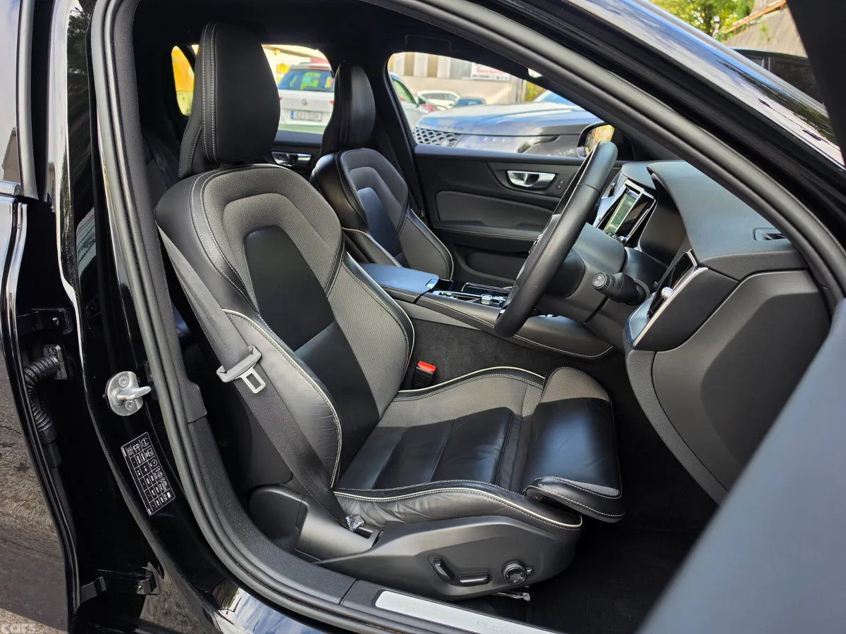 Volvo V60 Estate, Petrol Hybrid, 2022, Black