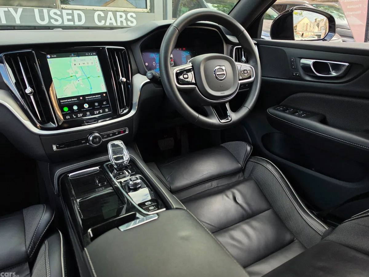 Volvo V60 Estate, Petrol Hybrid, 2022, Black