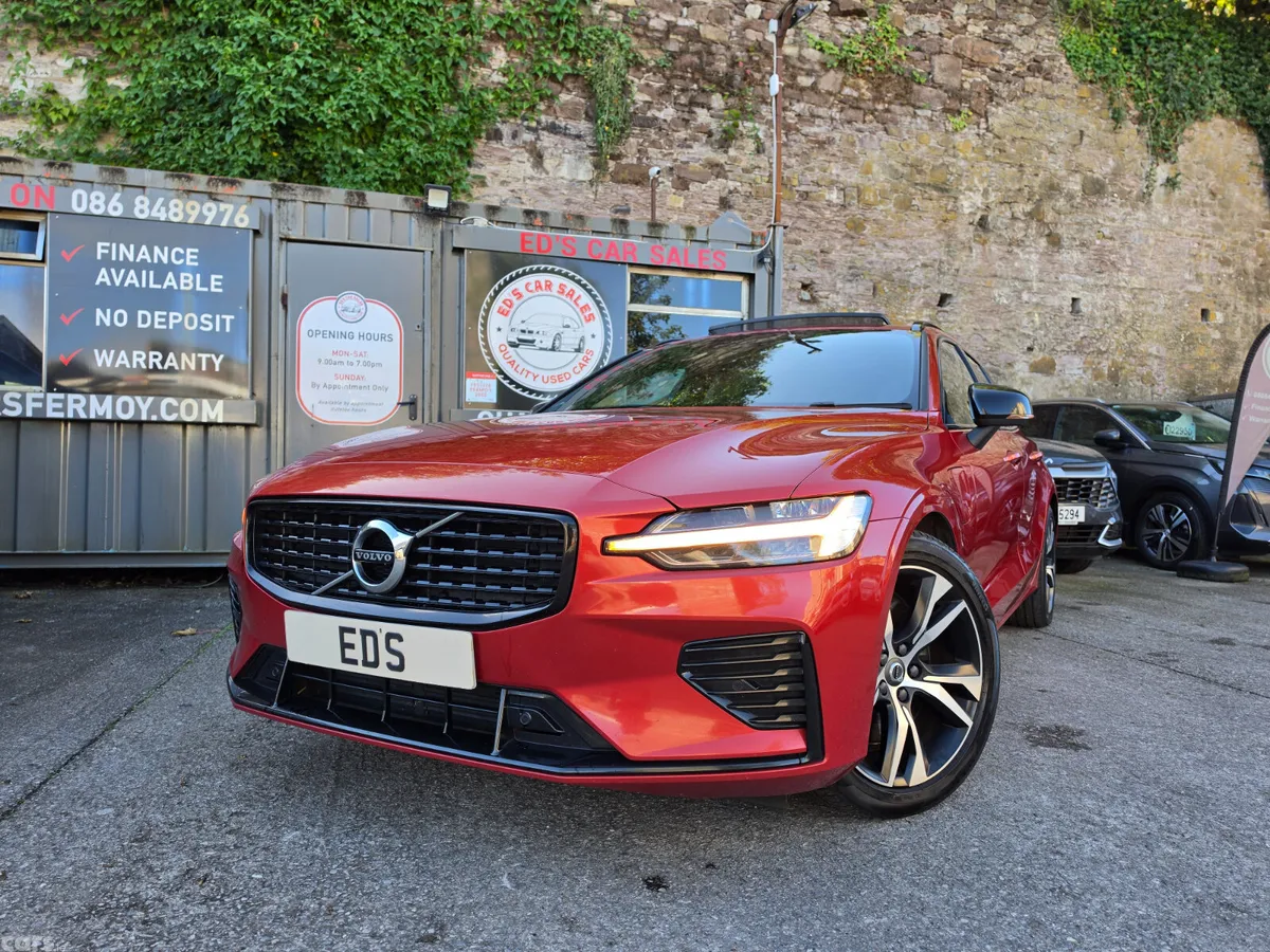 Volvo V60 Estate, Petrol Hybrid, 2022, Red
