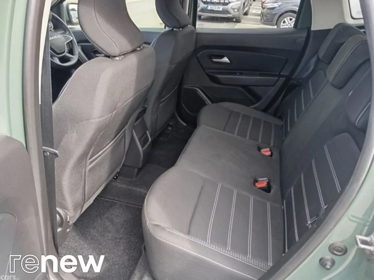 Dacia Duster SUV, Petrol, 2024, Grey