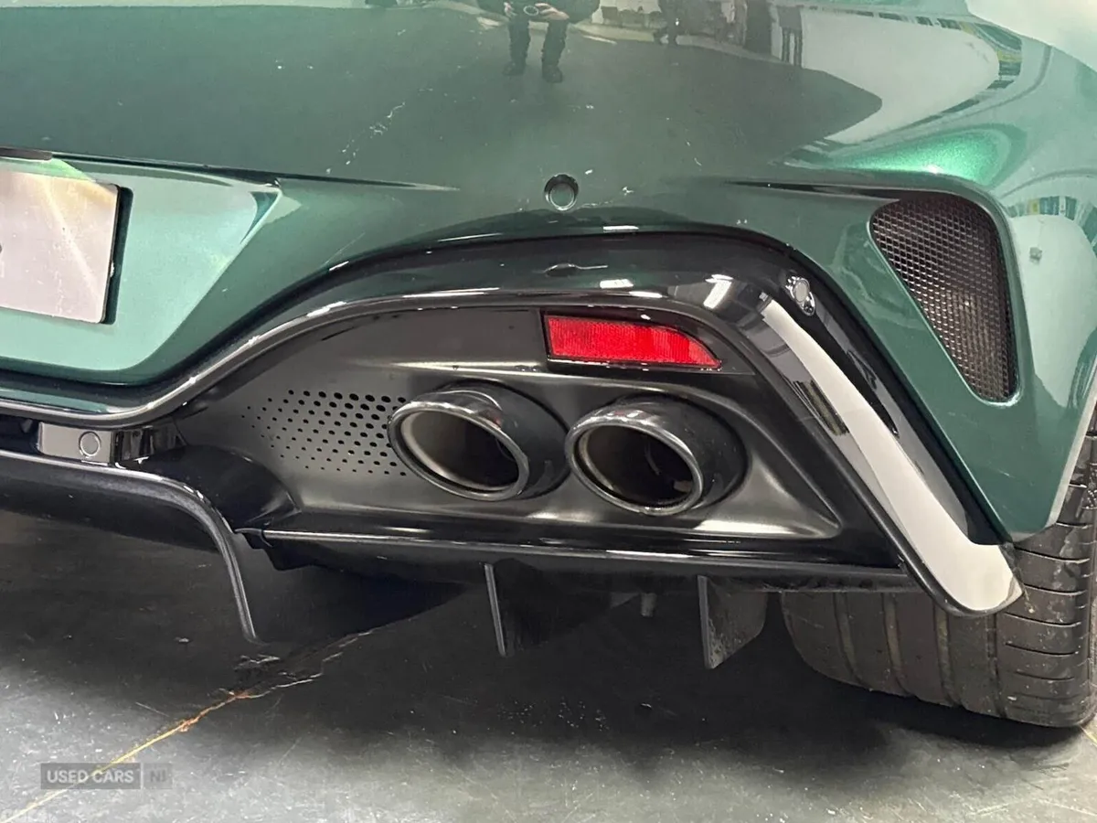 Aston Martin Vantage , Petrol, 2026, Green