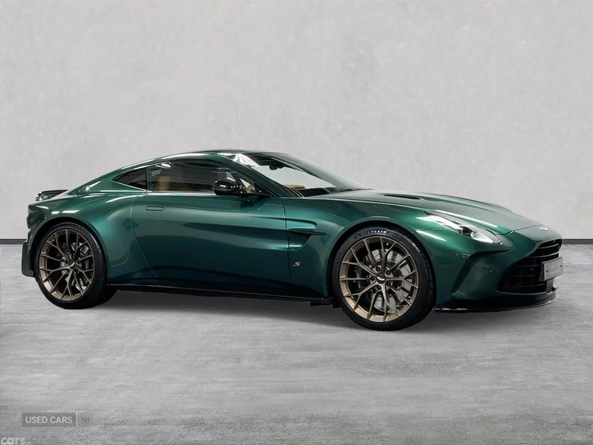 Aston Martin Vantage , Petrol, 2026, Green