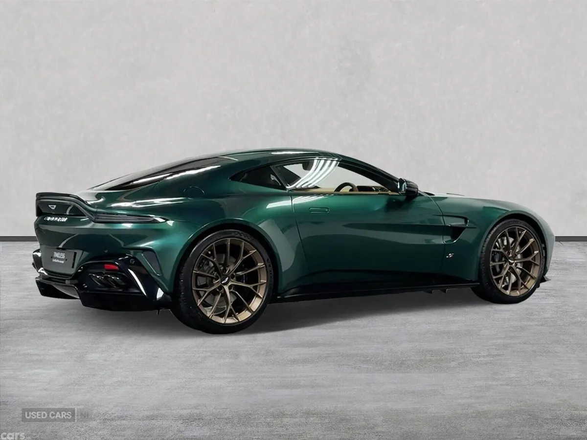 Aston Martin Vantage , Petrol, 2026, Green