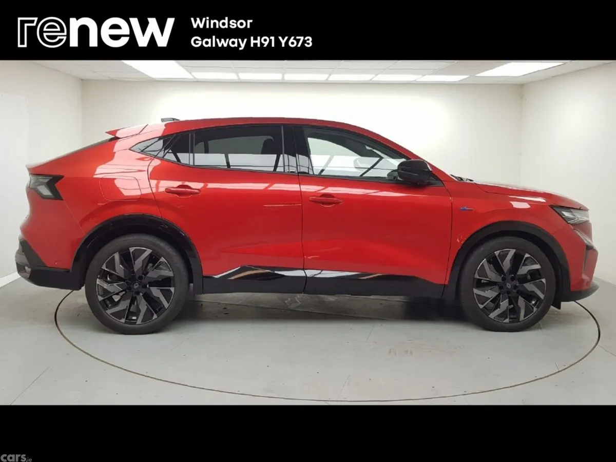 Renault Rafale SUV, Petrol Hybrid, 2025, Red