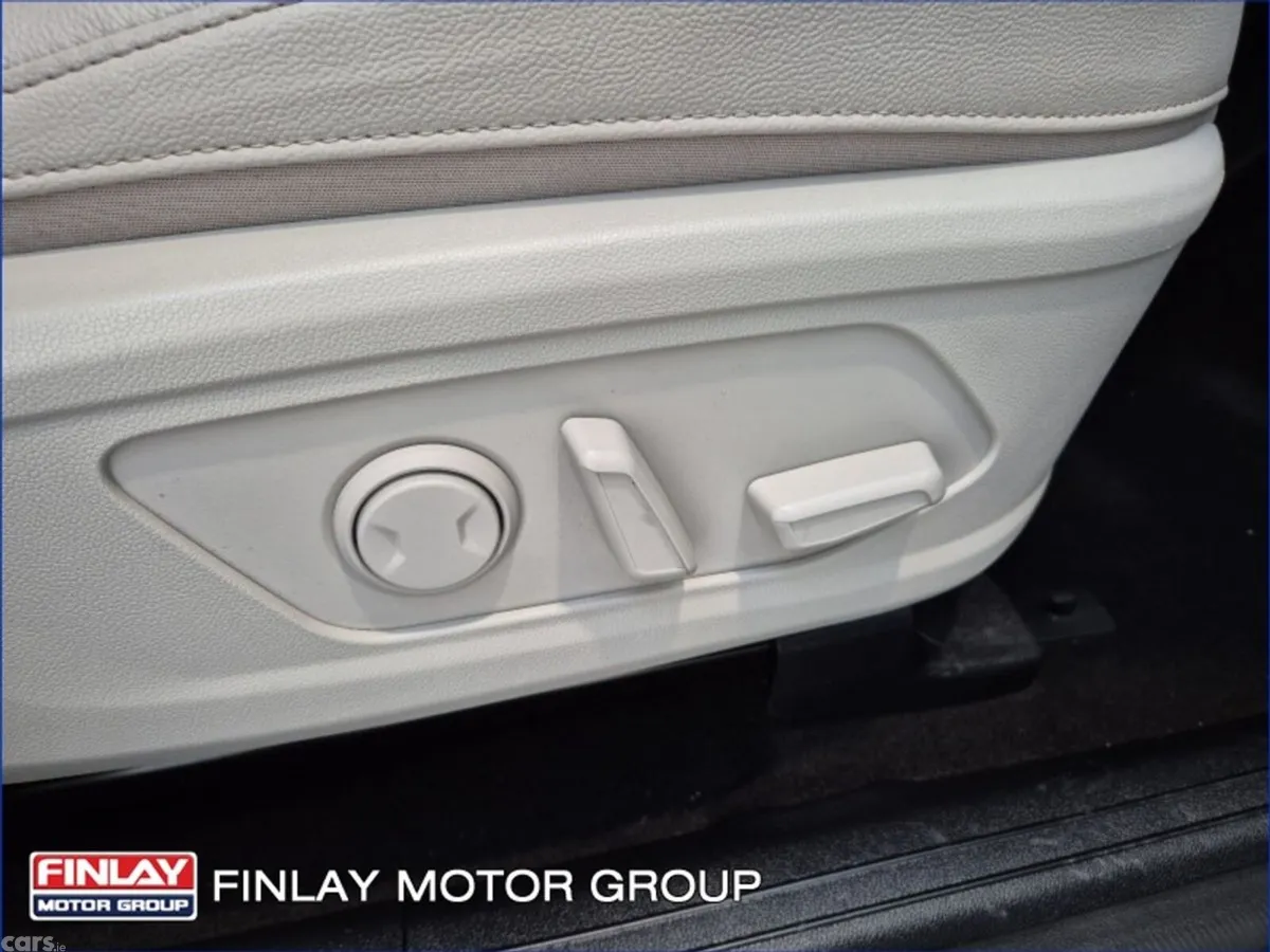 Kia Sorento SUV, Petrol Plug-in Hybrid, 2022, Black