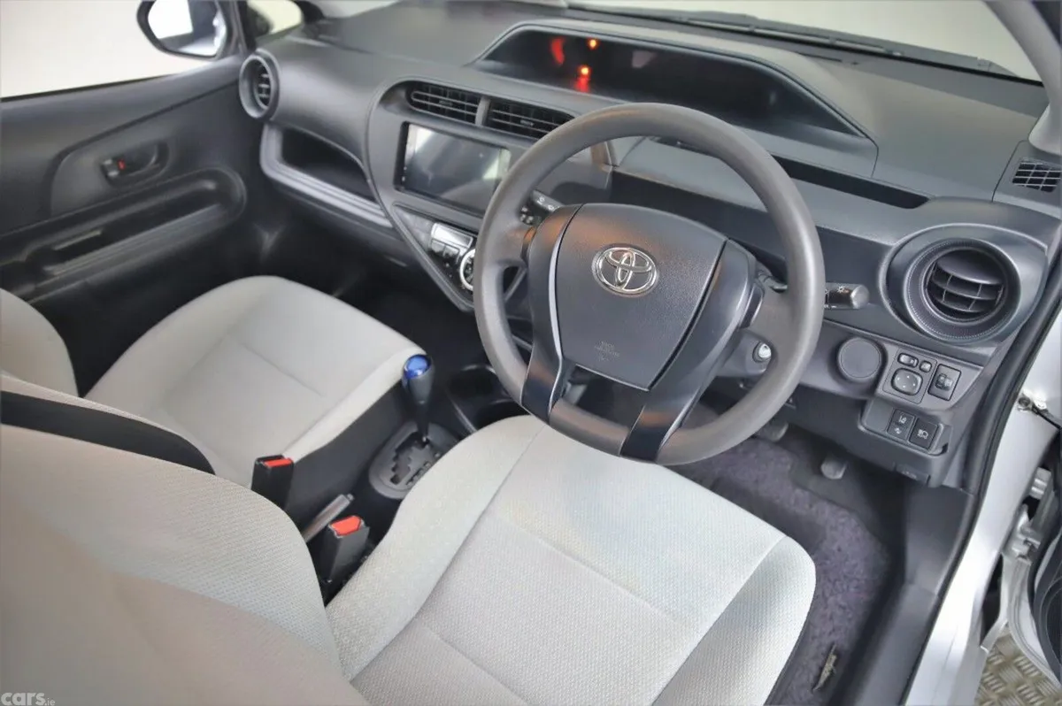 Toyota Aqua Hatchback, Petrol Hybrid, 2021, Silver