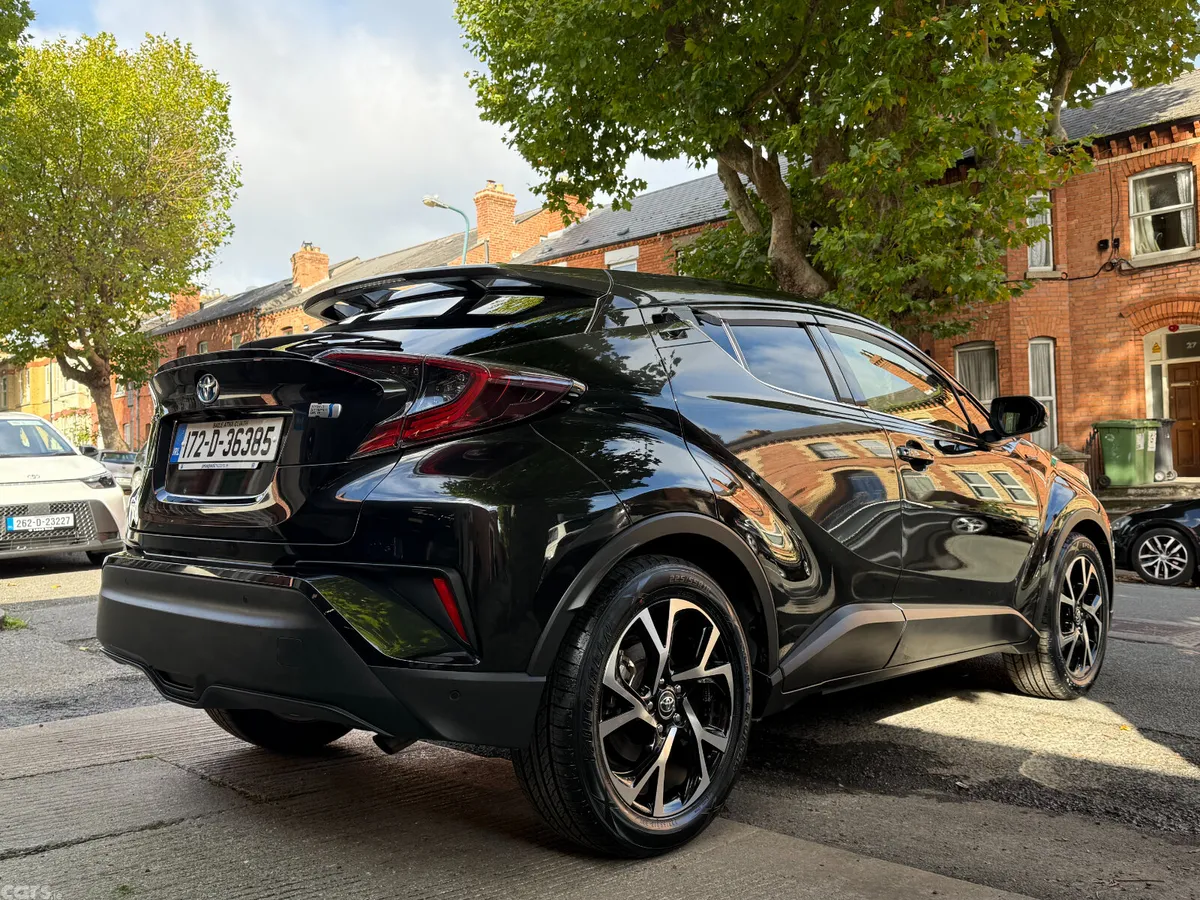 Toyota C-HR MPV, Petrol Hybrid, 2017, Black