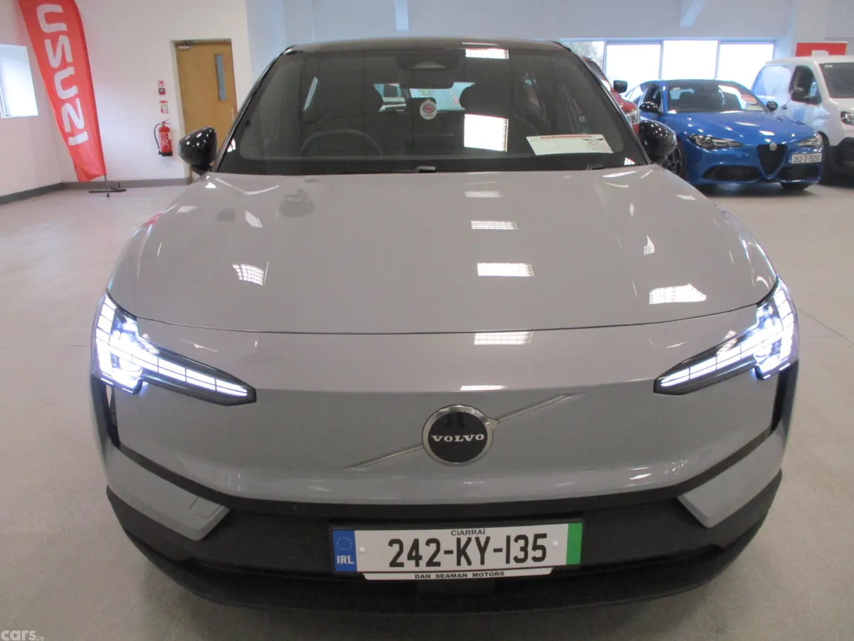 Volvo EX30 Estate/Jeep, Electric, 2024, Grey
