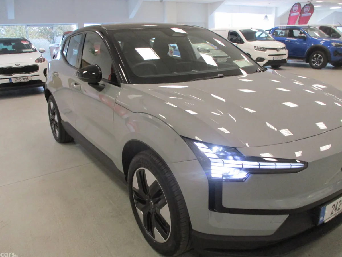 Volvo EX30 Estate/Jeep, Electric, 2024, Grey