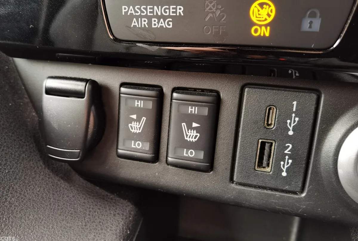 Nissan Leaf Hatchback, Electric, 2022, Red