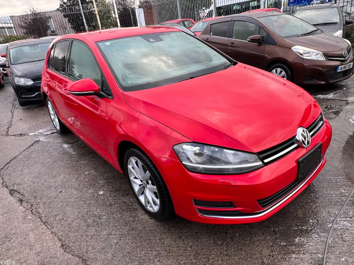 Volkswagen Golf Hatchback, Petrol, 2013, Red