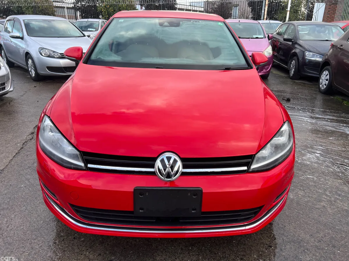 Volkswagen Golf Hatchback, Petrol, 2013, Red