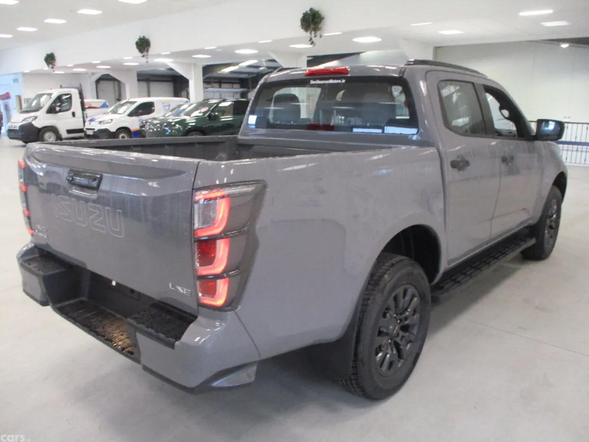Isuzu D-Max Pick Up, Diesel, 2027, Grey