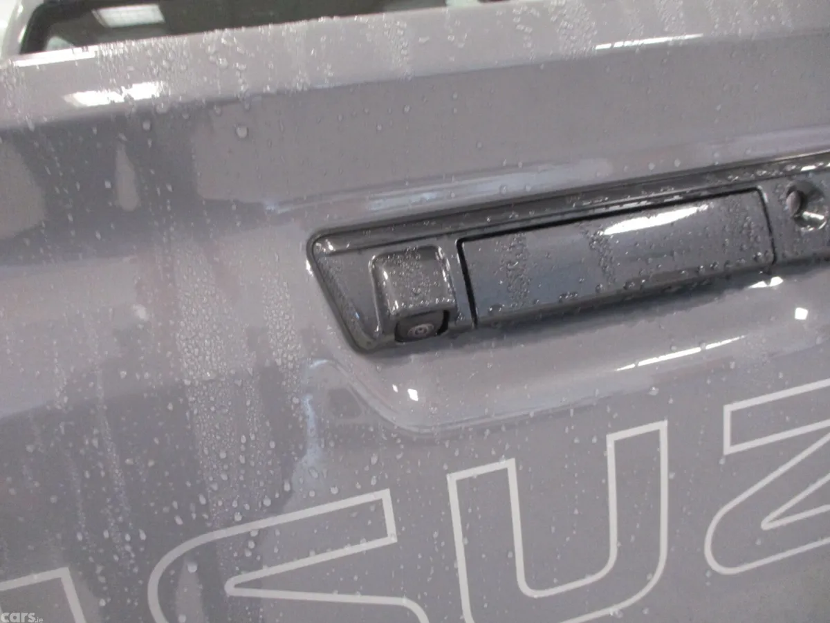Isuzu D-Max Pick Up, Diesel, 2027, Grey