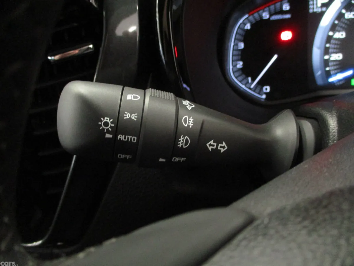 Isuzu D-Max Pick Up, Diesel, 2027, Grey