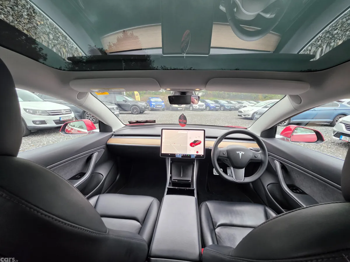 Tesla Model 3 Saloon, Electric, 2019, Red