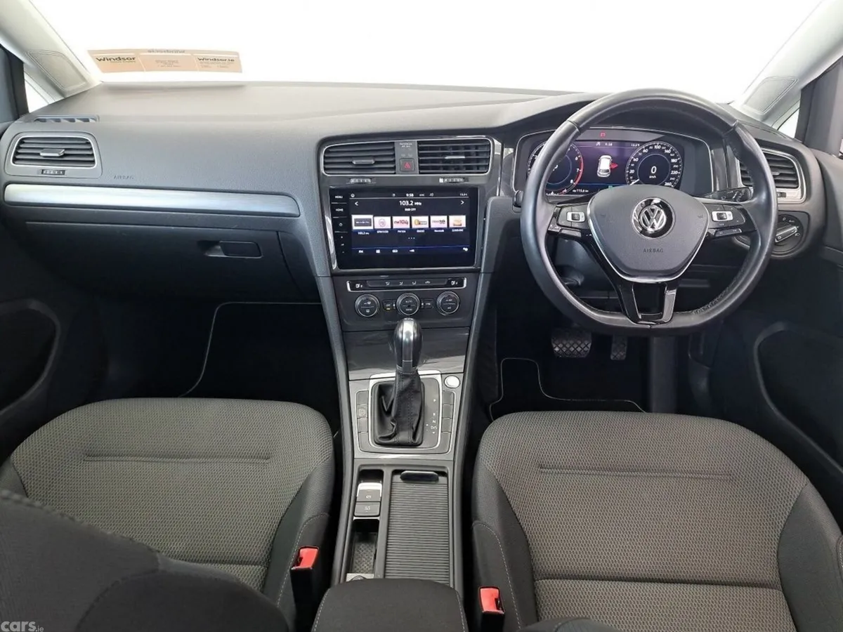 Volkswagen Golf Hatchback, Petrol, 2019, Silver