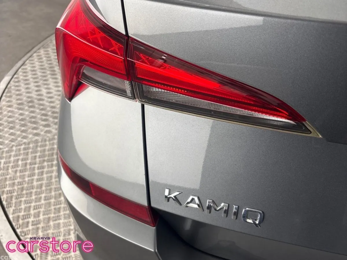 Skoda Kamiq Hatchback, Petrol, 2024, Grey