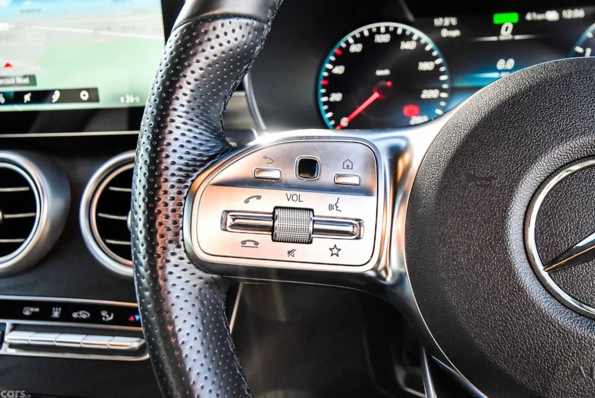 Mercedes-Benz GLC SUV, Diesel Plug-in Hybrid, 2021, Black