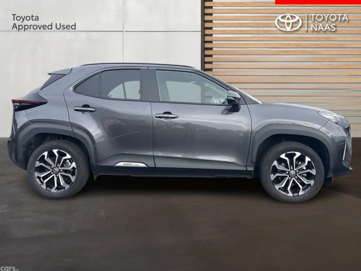 Toyota Yaris Cross SUV, Petrol Hybrid, 2026, Grey