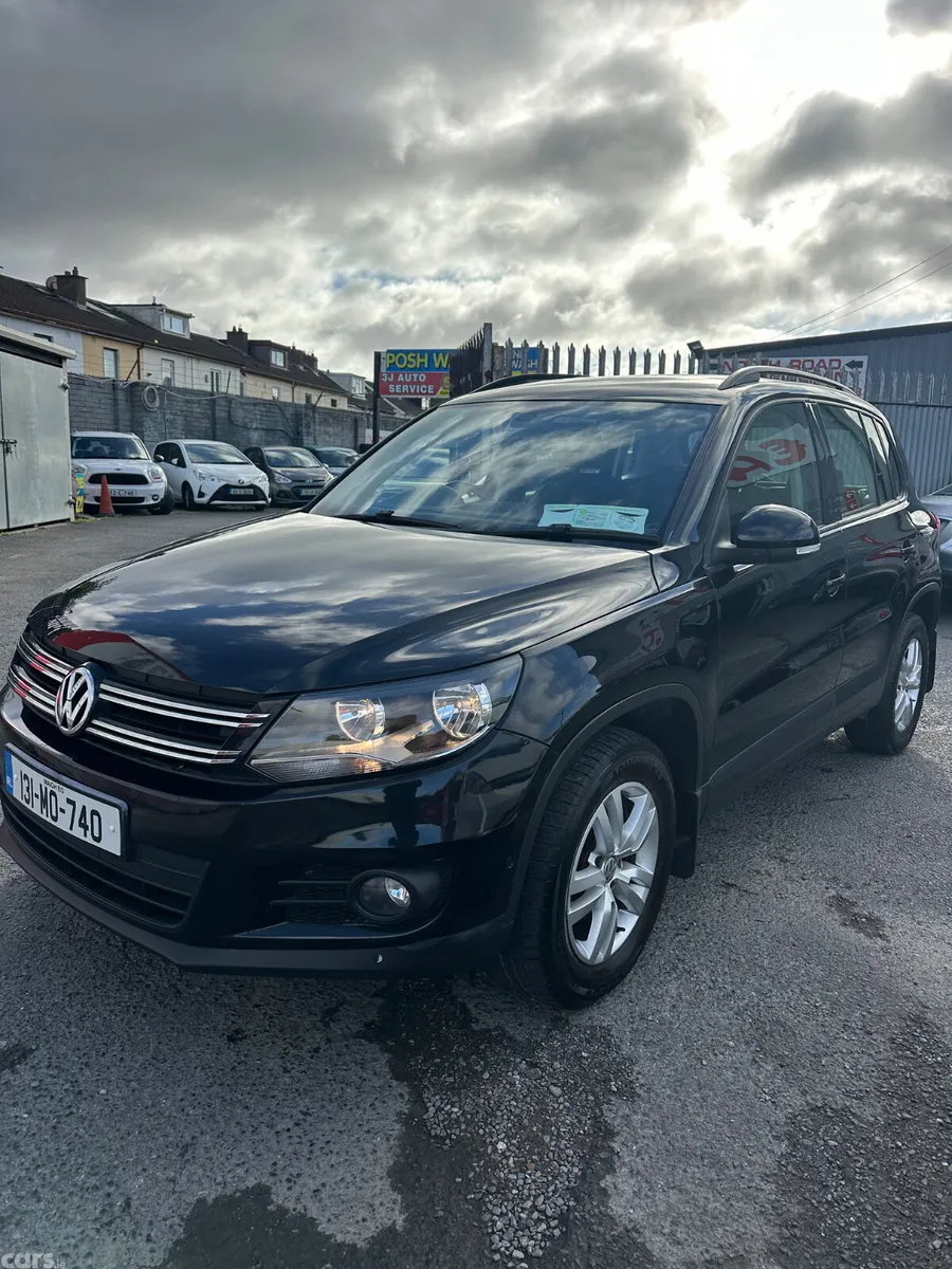 Volkswagen Tiguan SUV, Diesel, 2013, Black