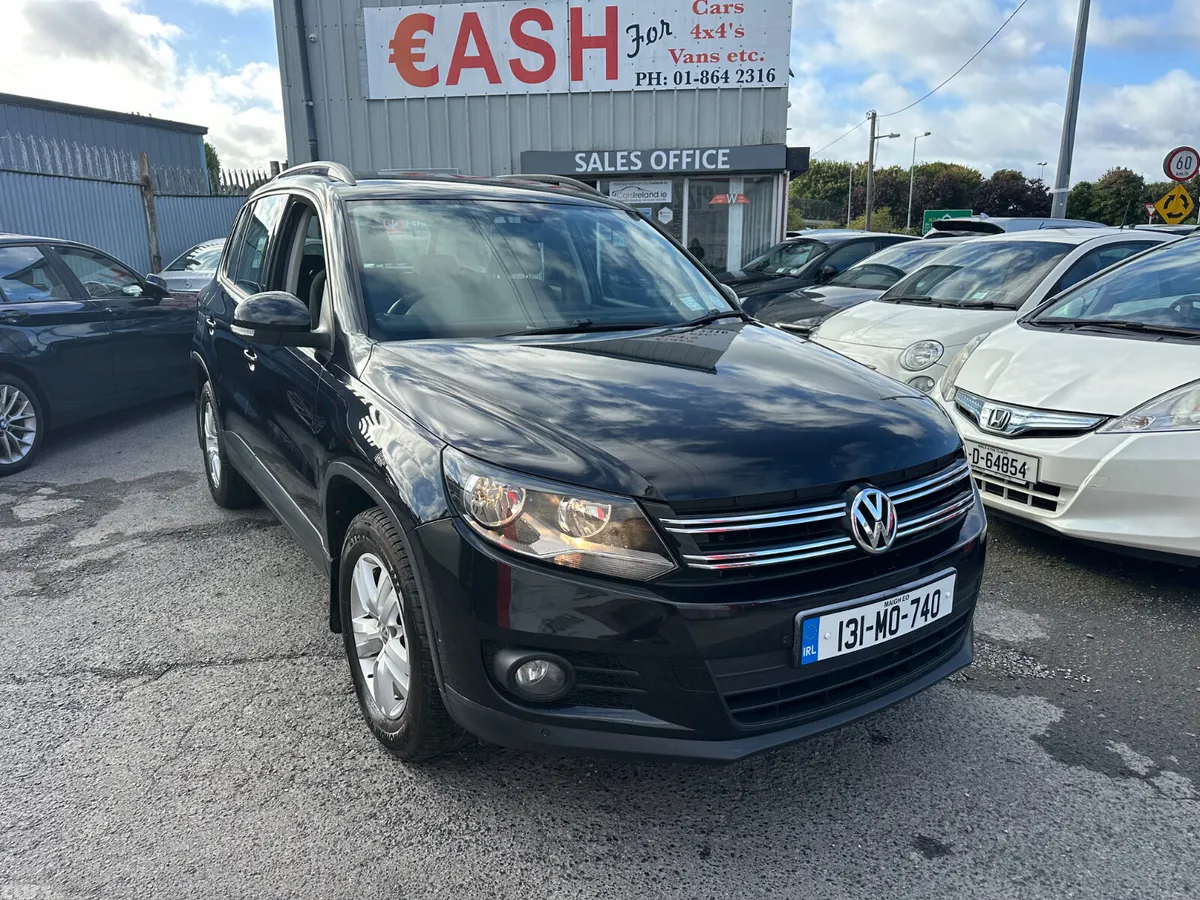 Volkswagen Tiguan SUV, Diesel, 2013, Black