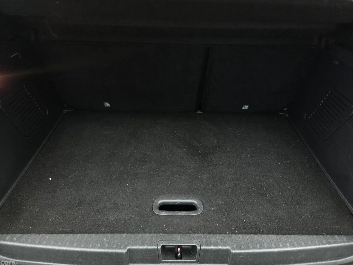 Renault Captur Hatchback, Petrol, 2018, Red