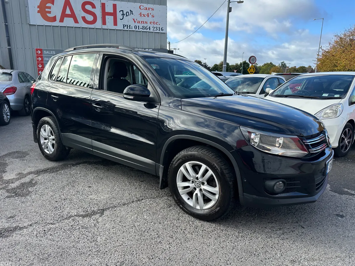 Volkswagen Tiguan SUV, Diesel, 2013, Black