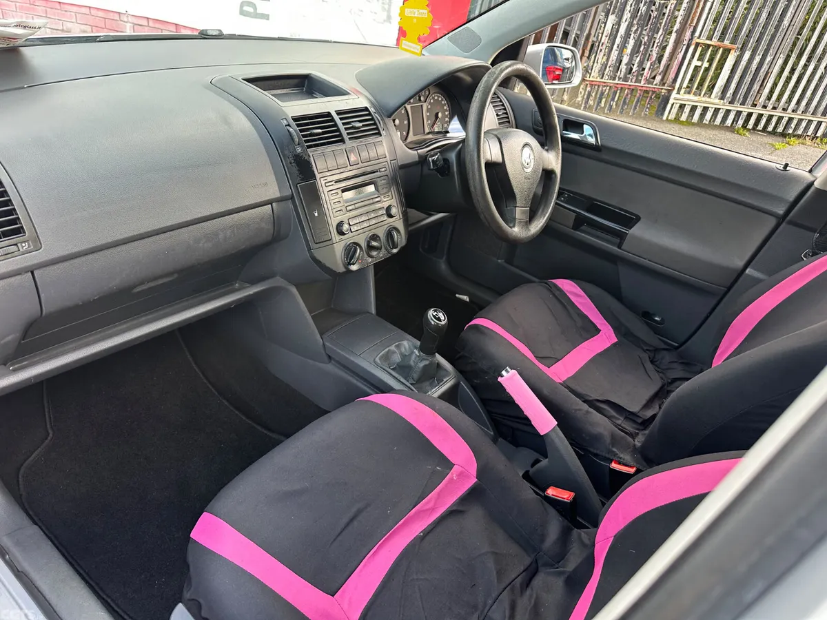 Volkswagen Polo Hatchback, Petrol, 2008, Silver