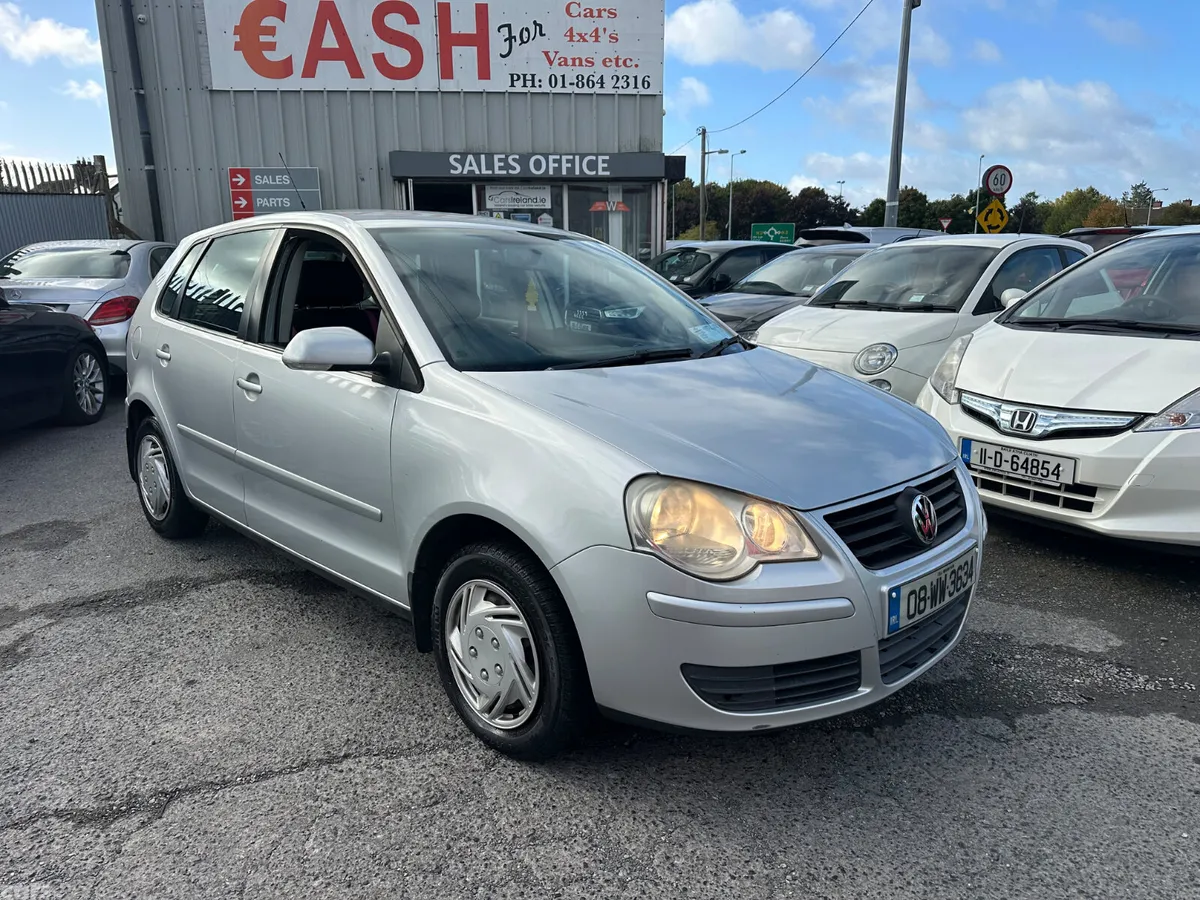 Volkswagen Polo Hatchback, Petrol, 2008, Silver