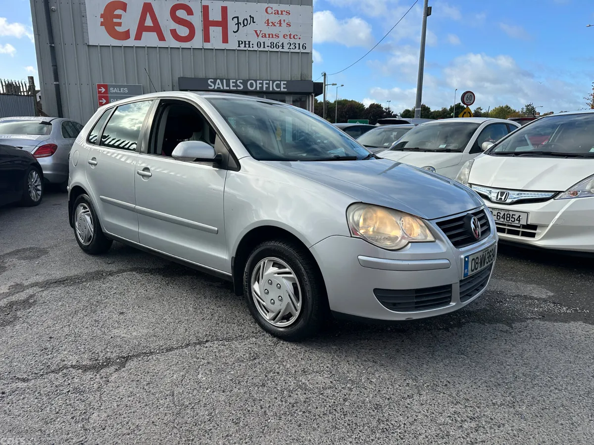 Volkswagen Polo Hatchback, Petrol, 2008, Silver