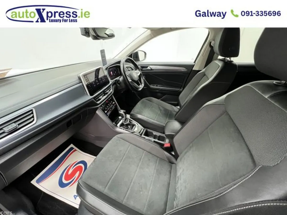 Volkswagen T-Roc SUV, Diesel, 2023, Green