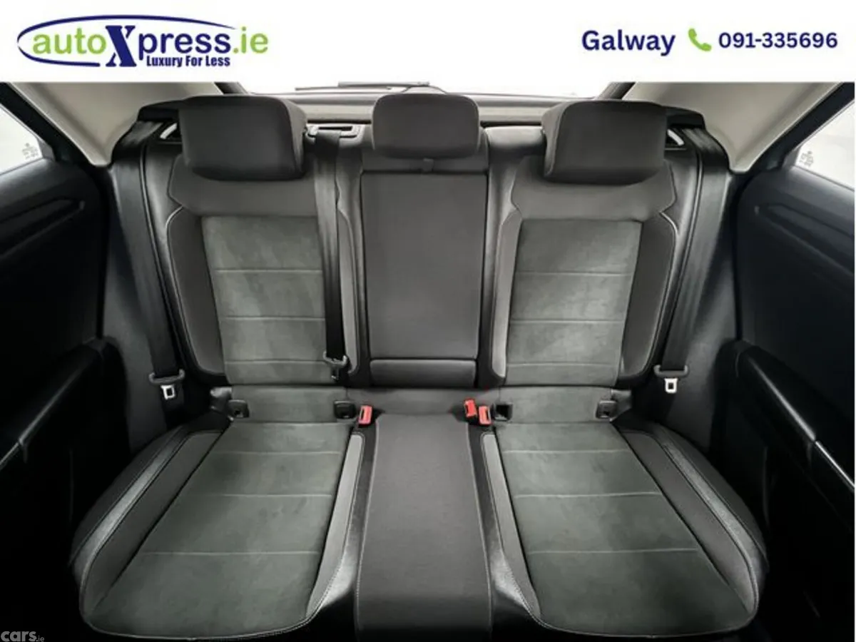 Volkswagen T-Roc SUV, Diesel, 2023, Green
