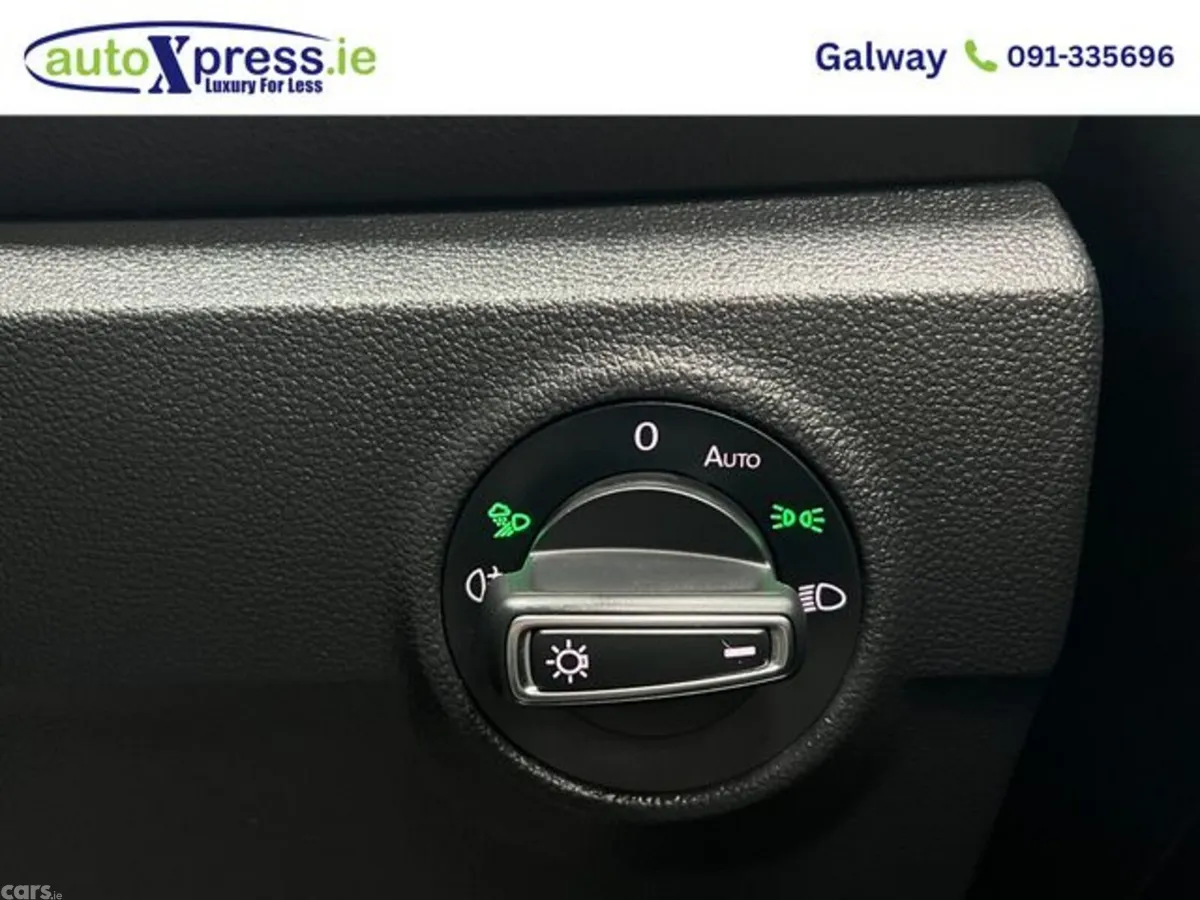 Volkswagen T-Roc SUV, Diesel, 2023, Green