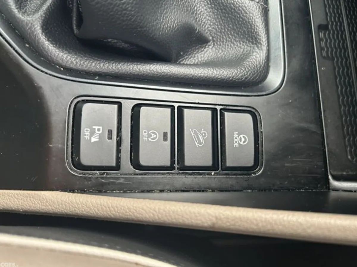 Hyundai Tucson MPV, Diesel, 2019, Red
