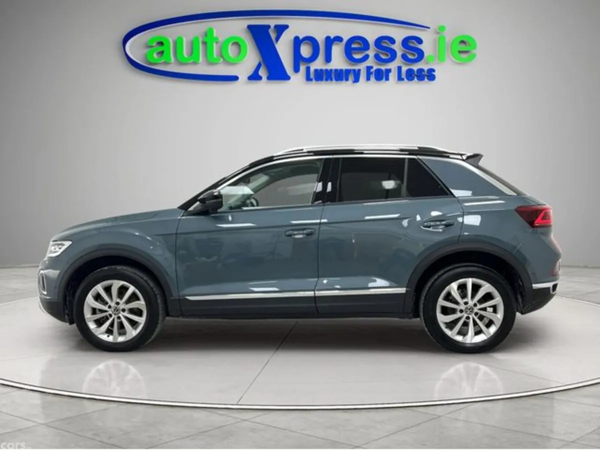 Volkswagen T-Roc SUV, Diesel, 2023, Green