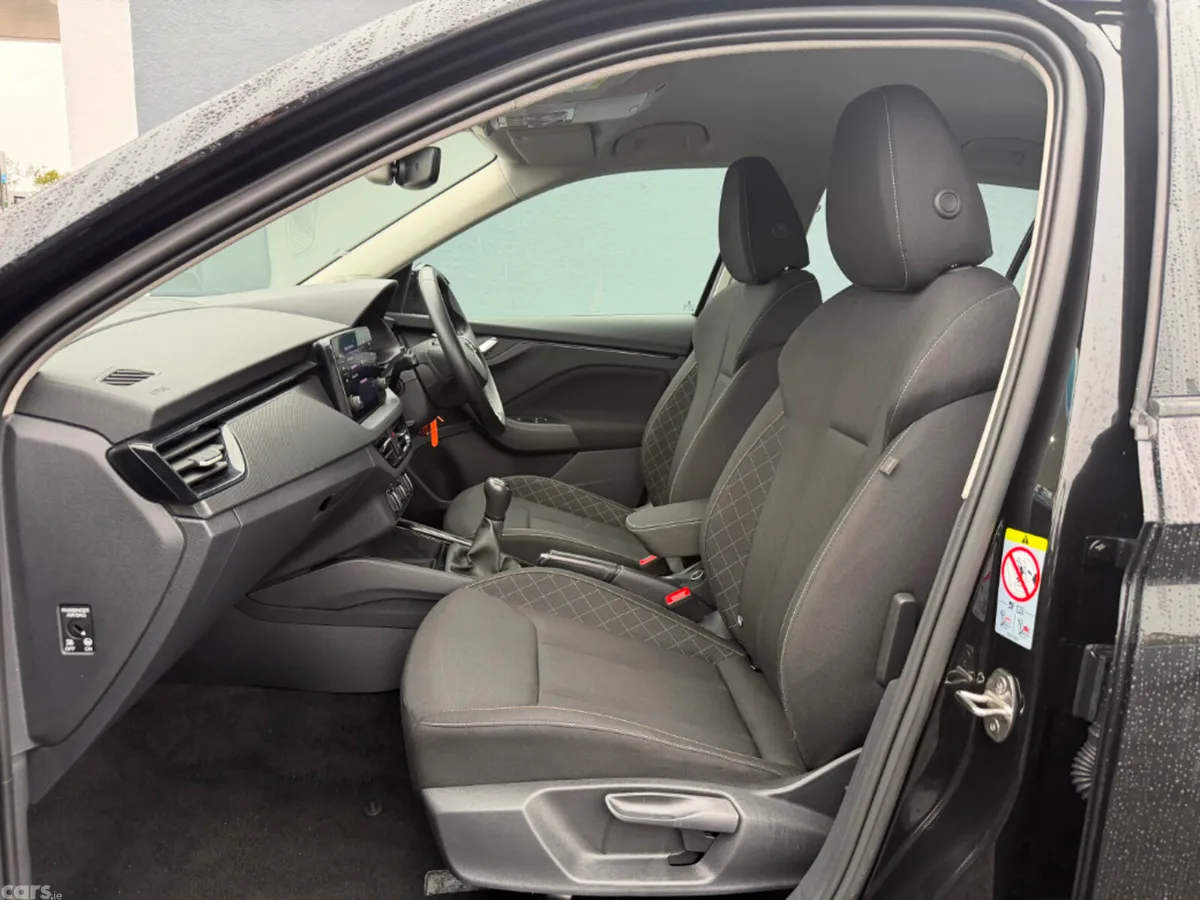 Skoda Kamiq Hatchback, Petrol, 2024, Black