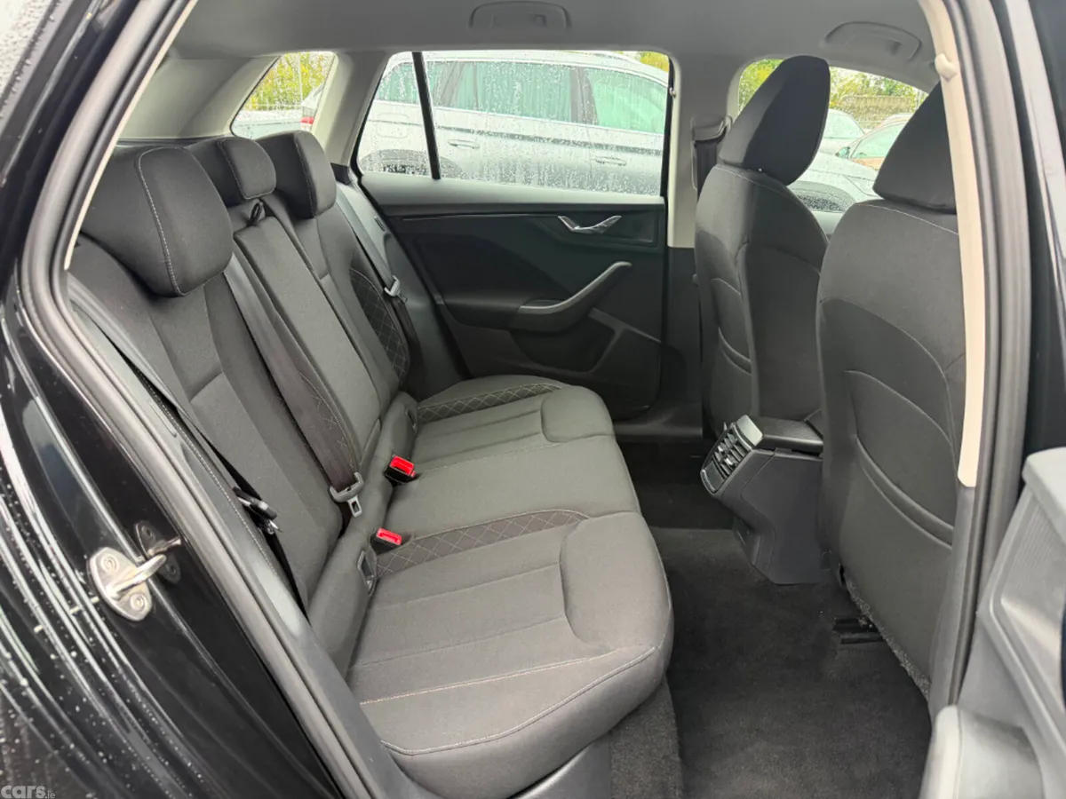 Skoda Kamiq Hatchback, Petrol, 2024, Black