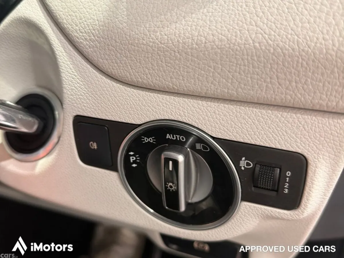 Mercedes-Benz CLA Saloon, Petrol, 2019, Red