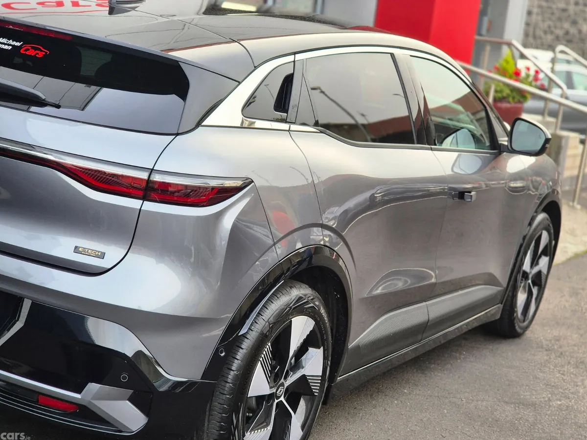 Renault Megane E-Tech Hatchback, Electric, 2026, Grey