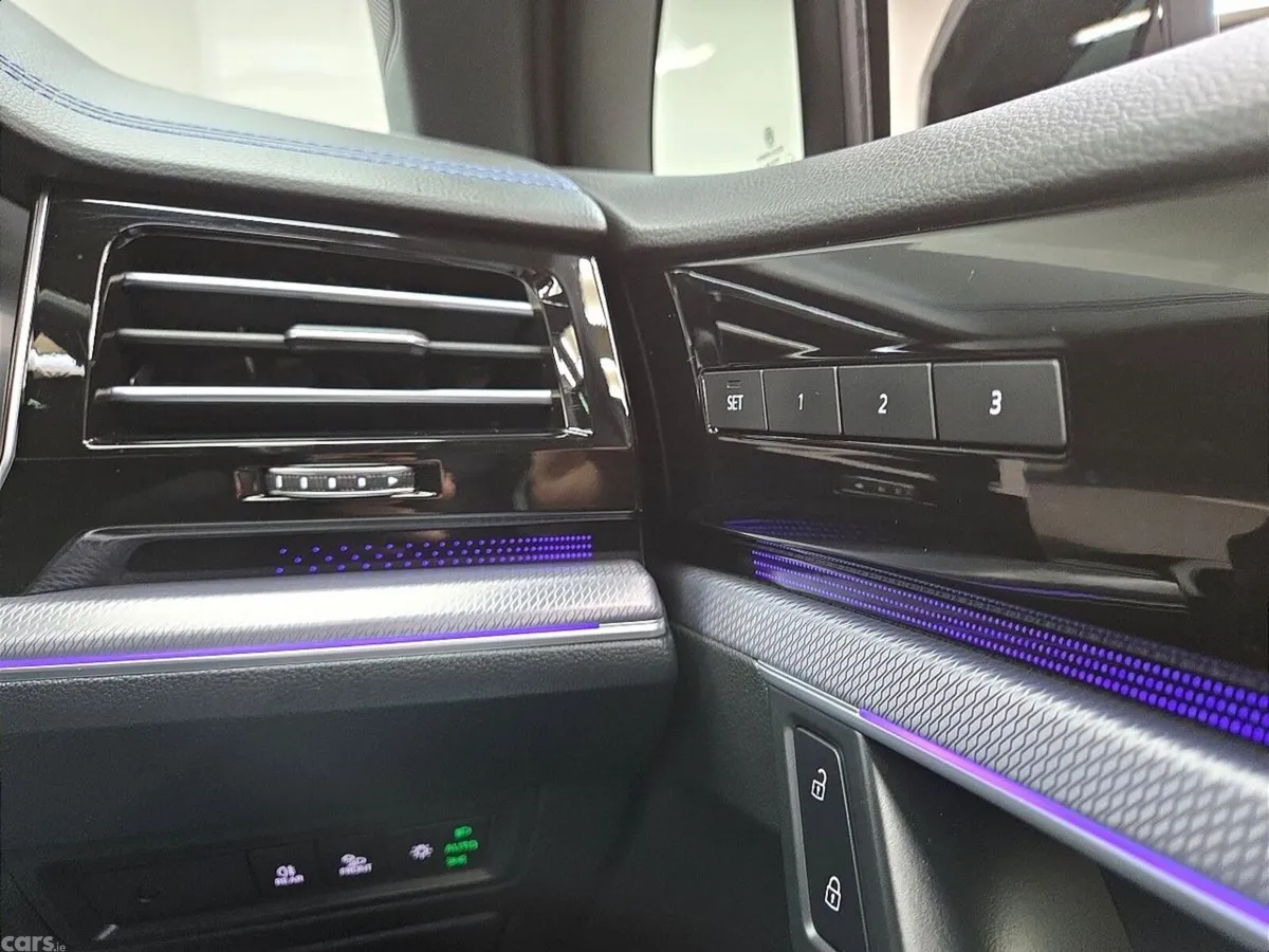 Volkswagen Touareg SUV, Petrol Plug-in Hybrid, 2023, Grey