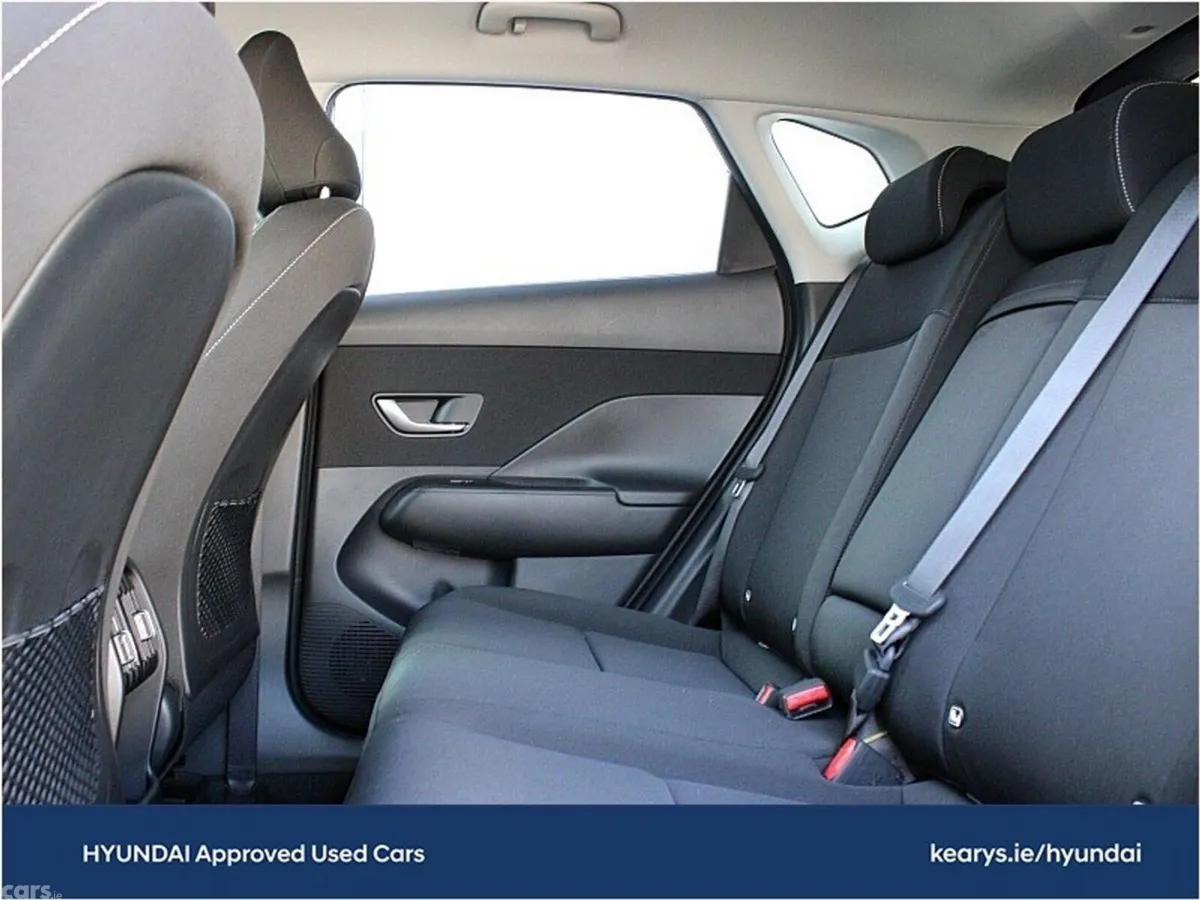 Hyundai KONA Hatchback, Petrol Hybrid, 2027, Green