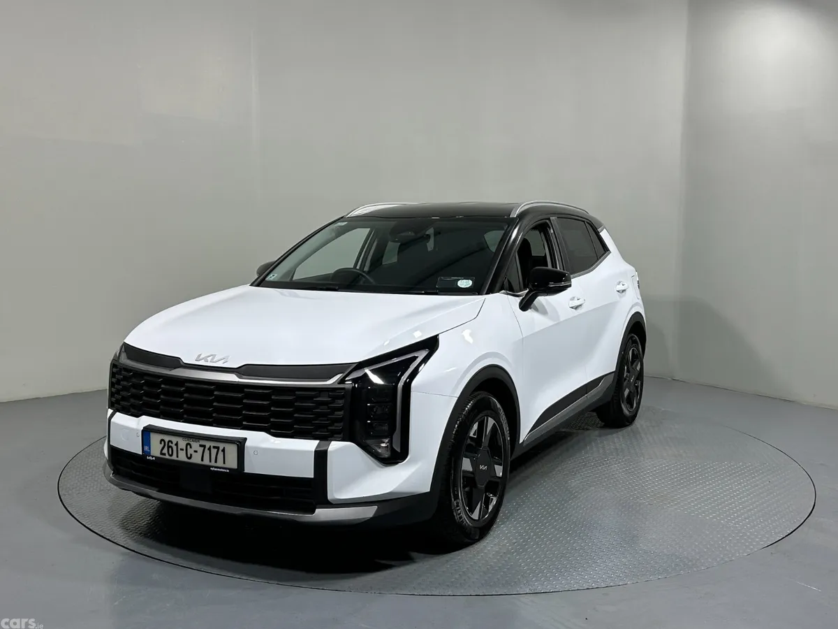 Kia Sportage SUV, Diesel Hybrid, 2026, White