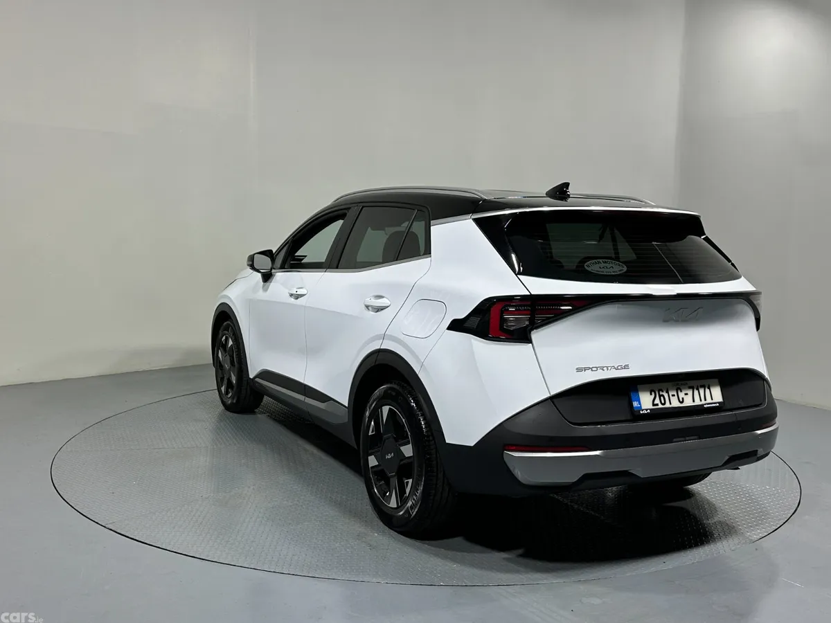 Kia Sportage SUV, Diesel Hybrid, 2026, White